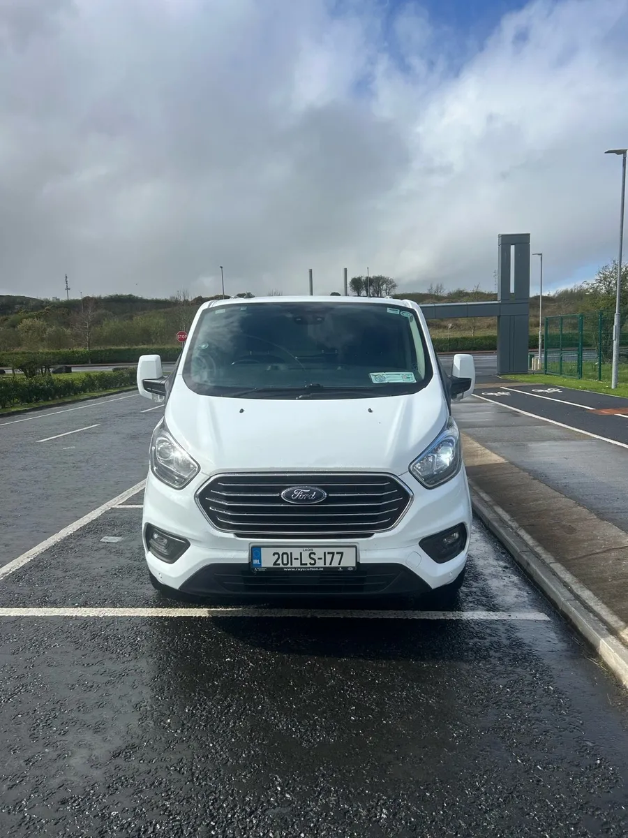 201 FORD TRANSIT CUSTOM - Image 2