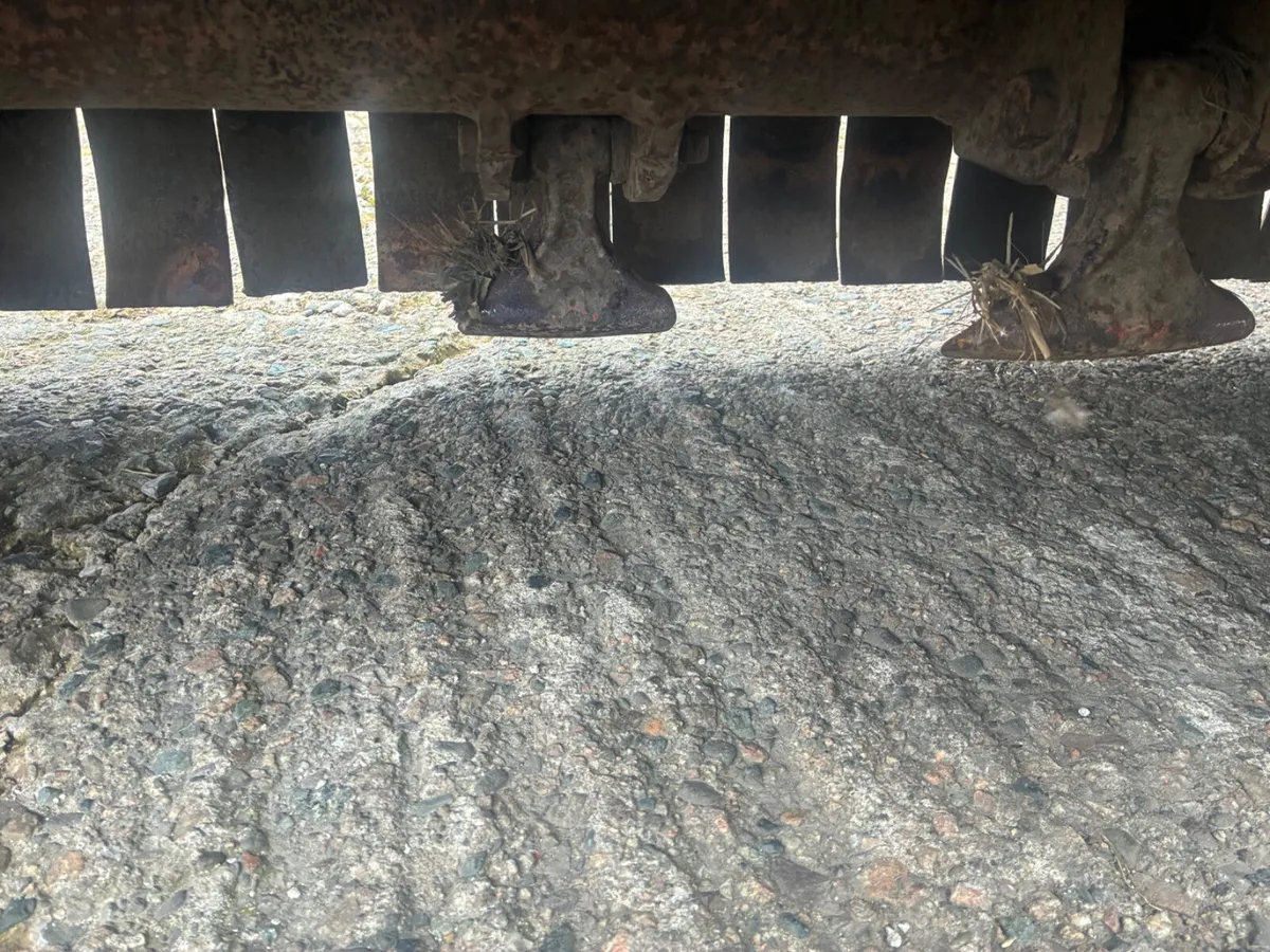 Farm machinery - Image 3