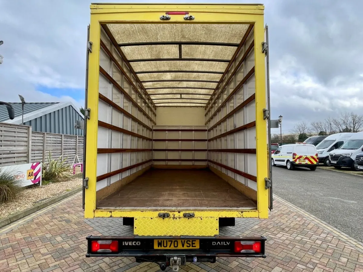 2021 Iveco Daily Luton Box Van - Image 2