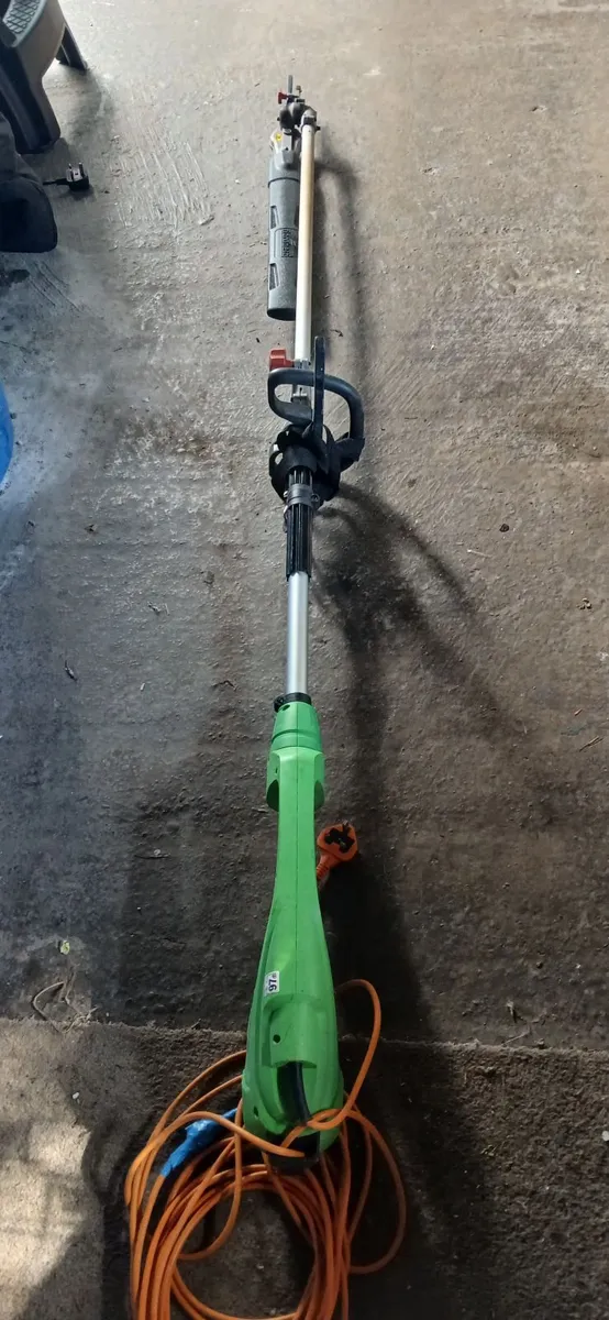 Long reach Hedge Trimmer - Image 1