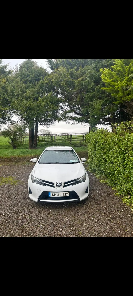 Toyota auris - Image 1