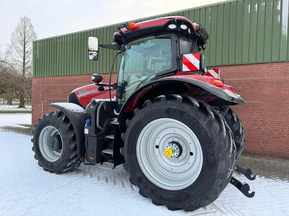 Case IH Puma 240 - Image 3