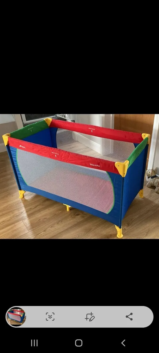 travel cot - Image 1