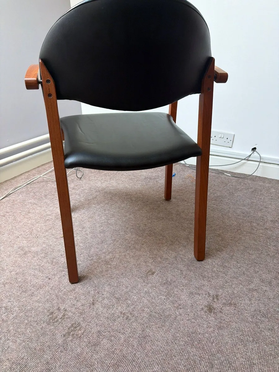 6 Leather Cushioned Chairs - Image 3