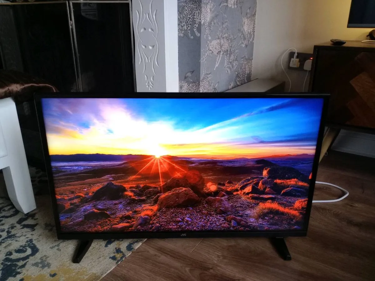 JVC 32" fire TV HD SMART TV LT-32CF230 - Image 1