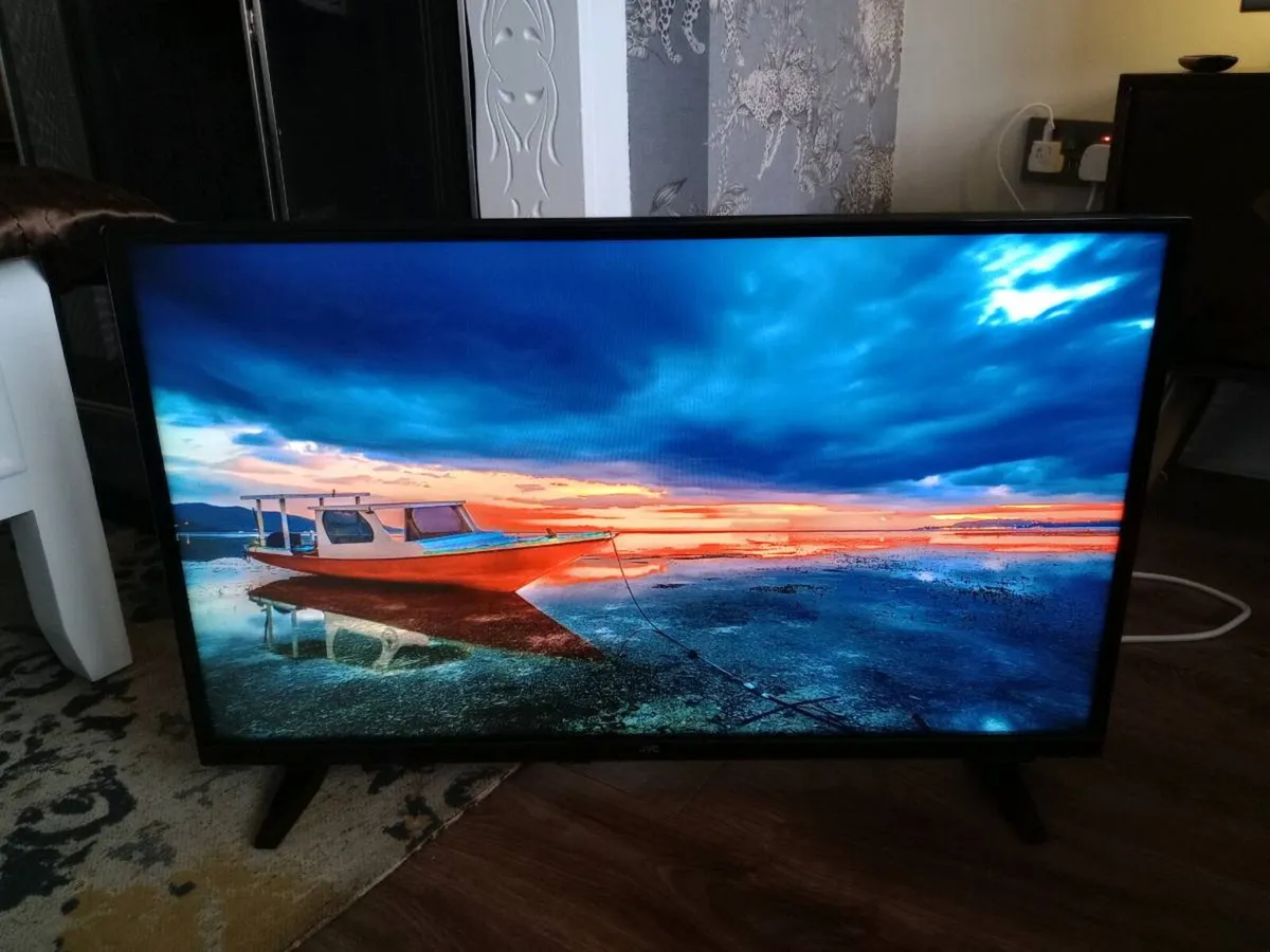 JVC 32" fire TV HD SMART TV LT-32CF230 - Image 4