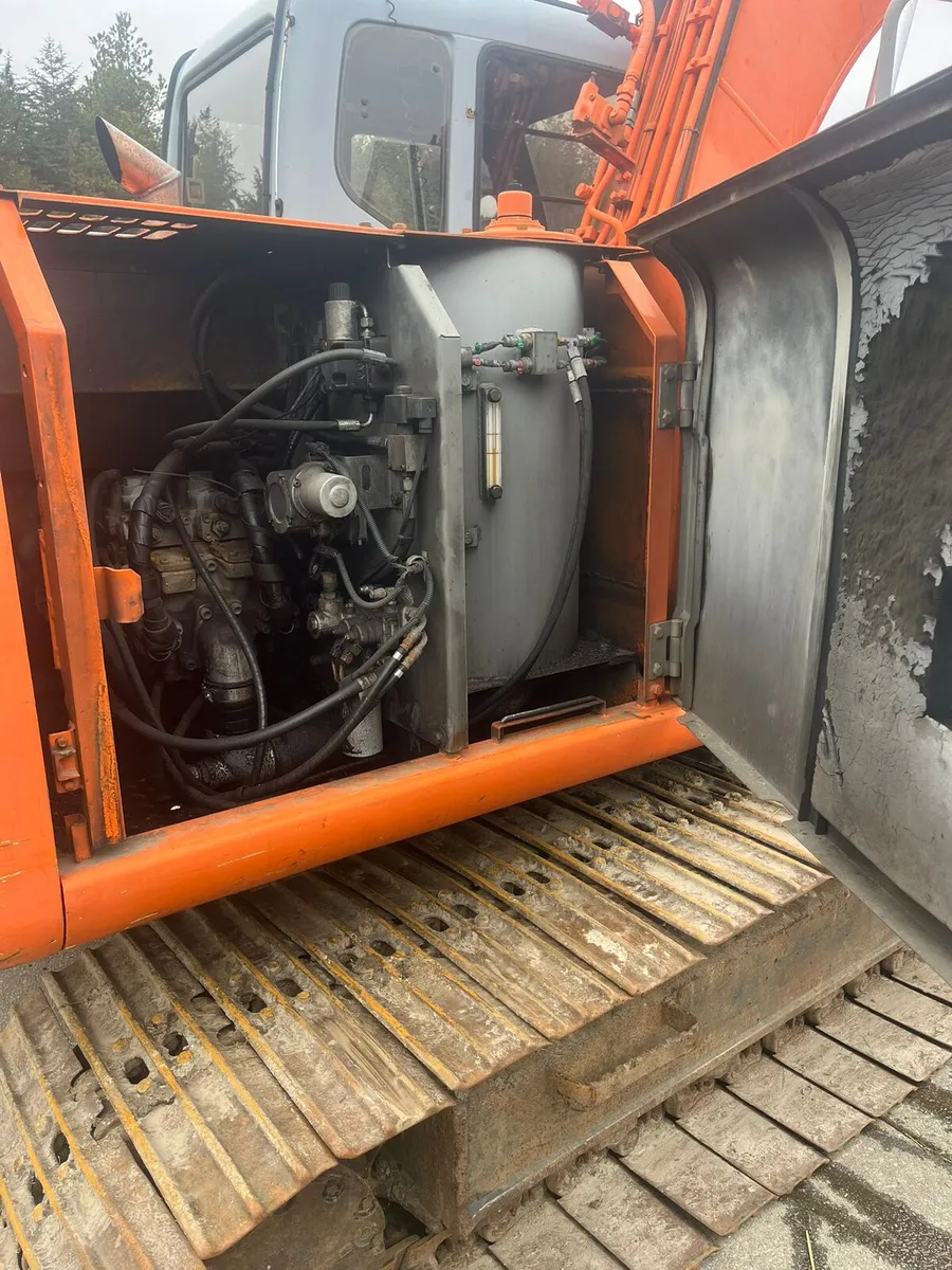 Hitachi Ex120-5 - Image 2