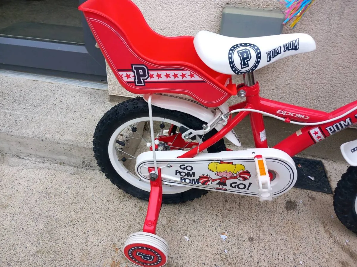 Kids go pom pom bike size 14 inch wheels - Image 3