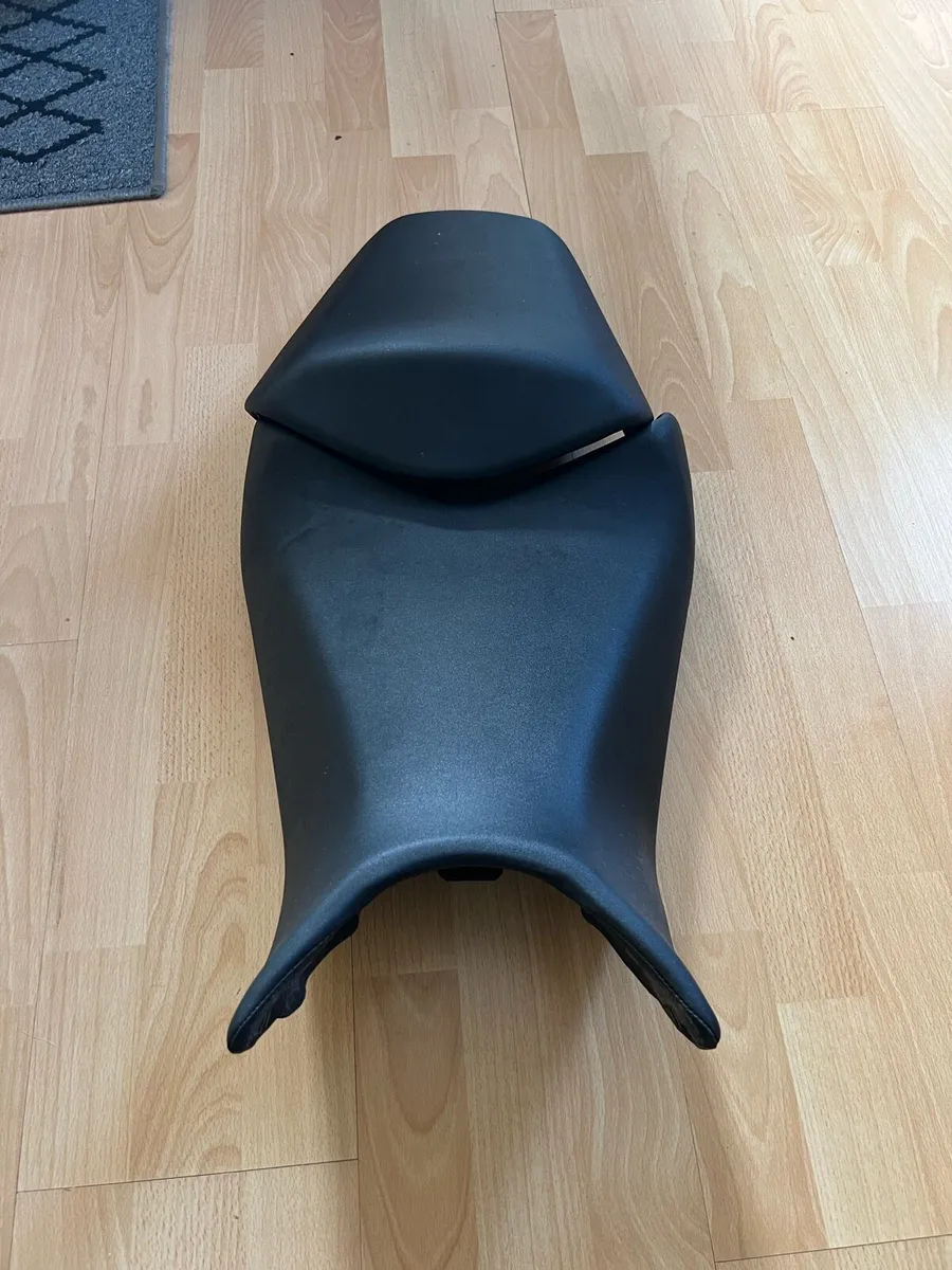 Original seat - Image 1