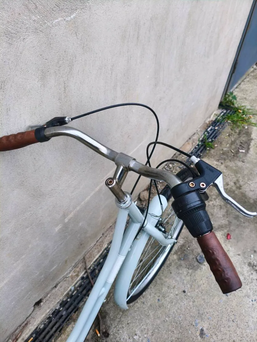 Ladies Bike - Image 4