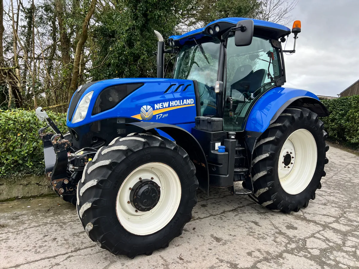 2016 New Holland T7.210 Front links & PTO - Image 2