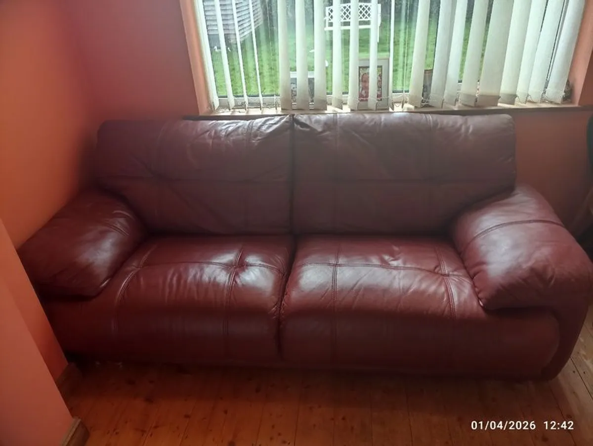 Large leather sofa - Image 2