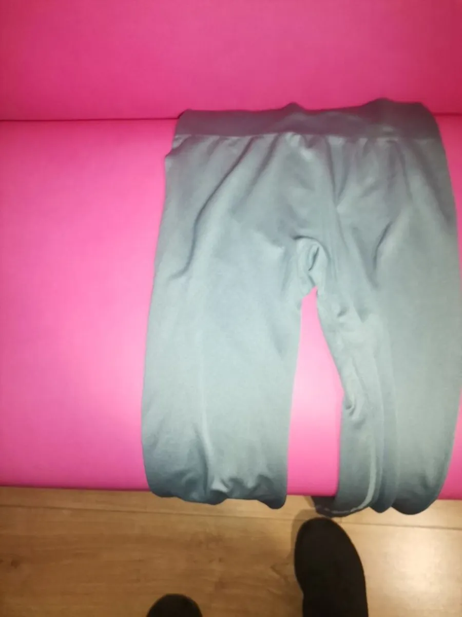 Womens Gym Set - Image 3