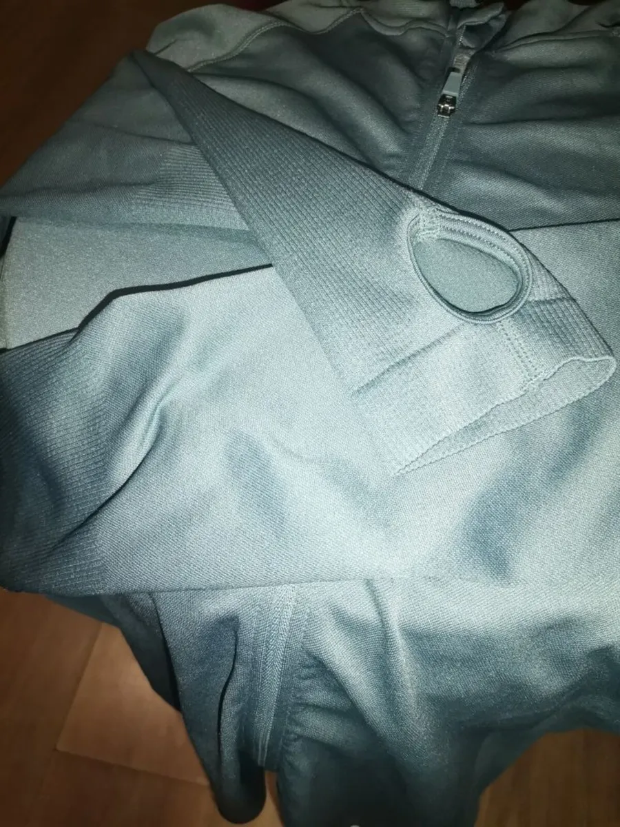 Womens Gym Set - Image 2