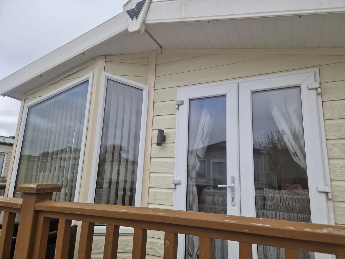 Mobile Home - Image 1