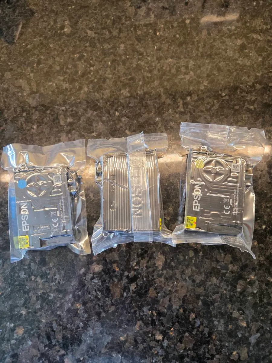 Ink Cartridges - Image 2