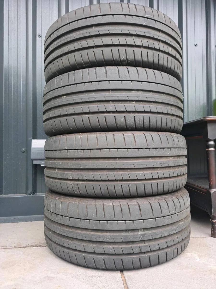 Vw Golf  alloys - Image 4