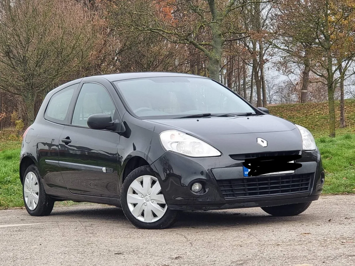 2010 Clio 1.2 petrol 3 door