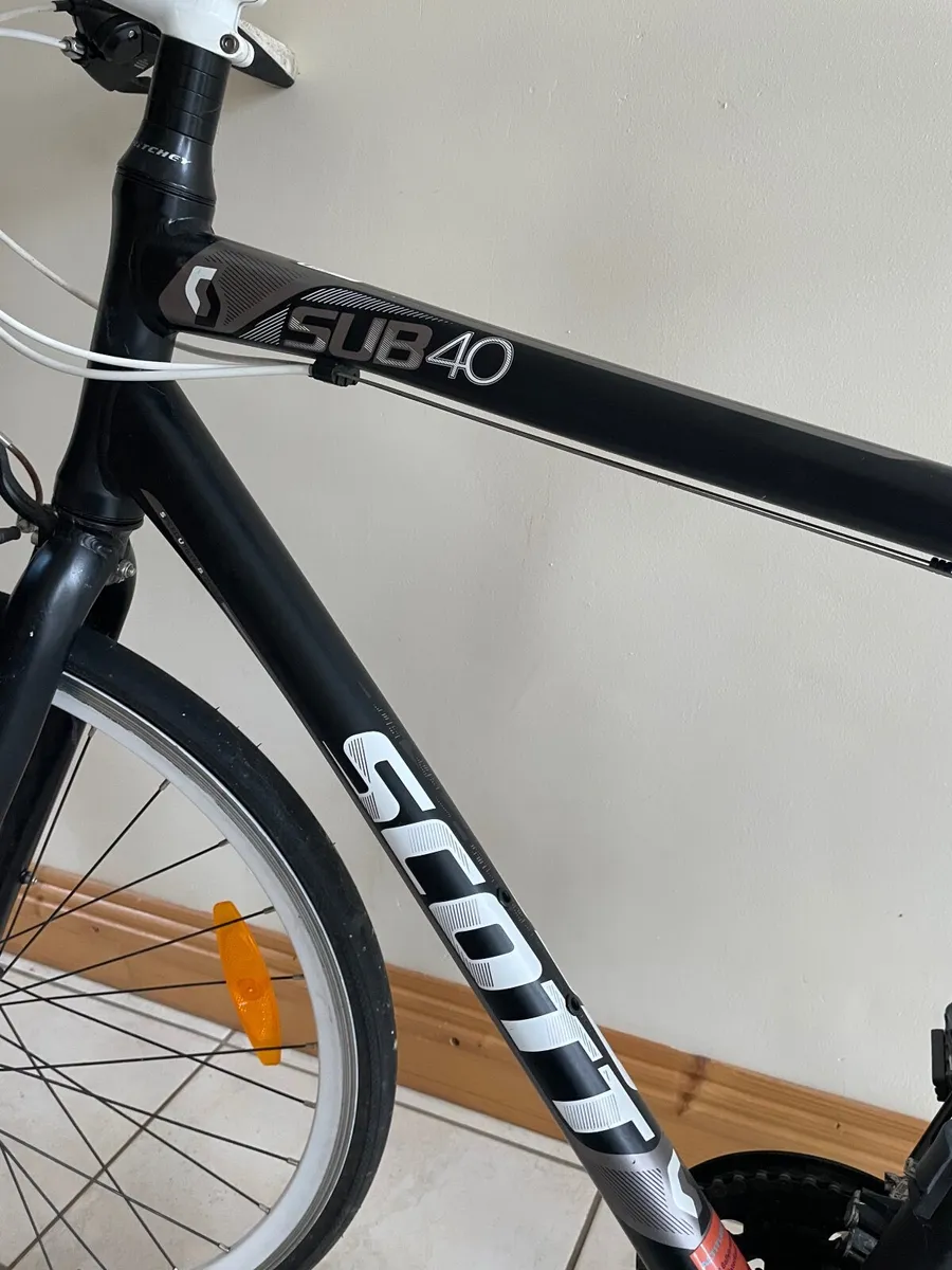 Scott Hybrid Bicycle - Image 3