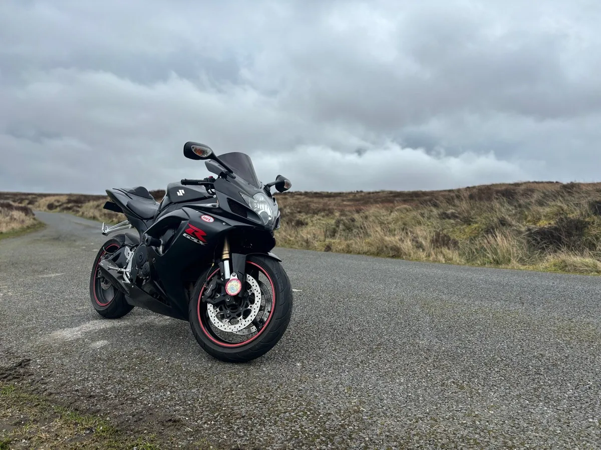Suzuki GSXR 600 K7 (2008) | 34k | Very Clean - Image 3