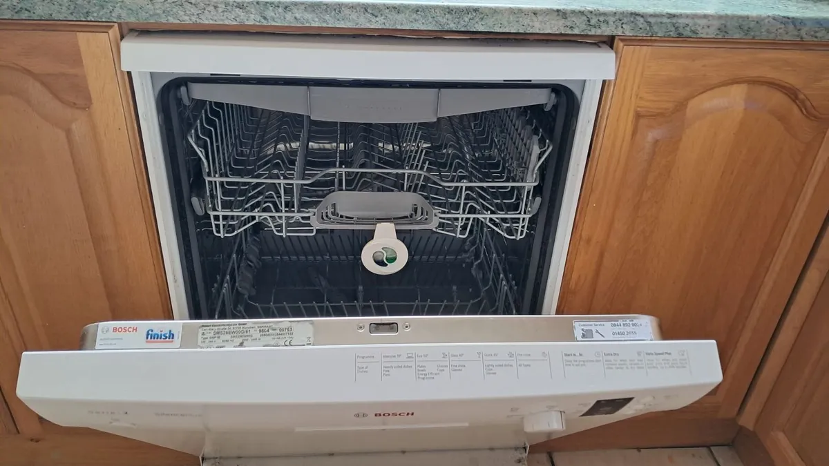 Bosch Serie 2 Dishwasher - Image 2
