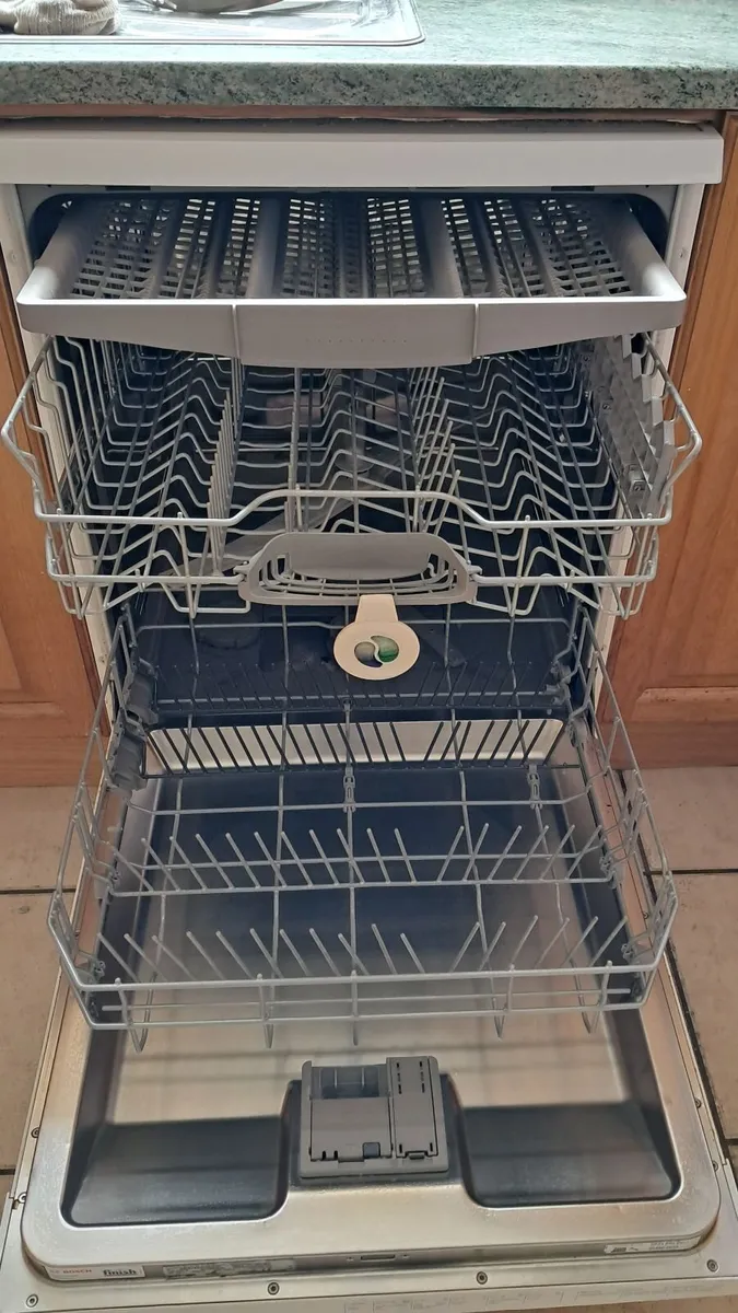 Bosch Serie 2 Dishwasher - Image 3