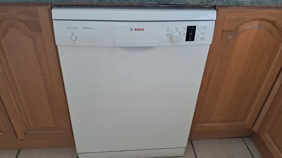 Bosch Serie 2 Dishwasher - Image 4