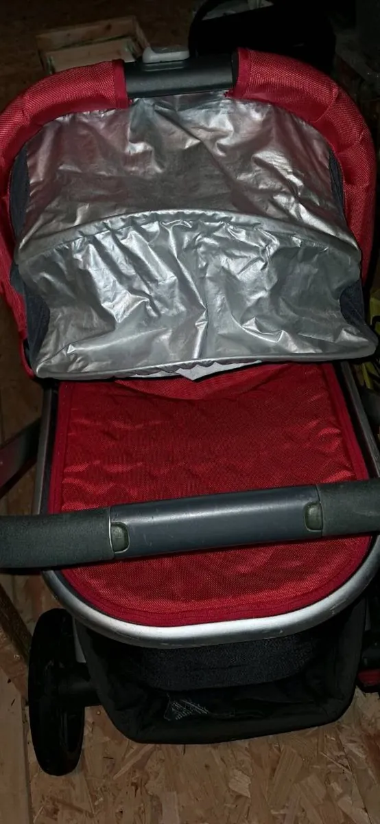 Free to take - Uppa Baby Vista travel system - Image 3