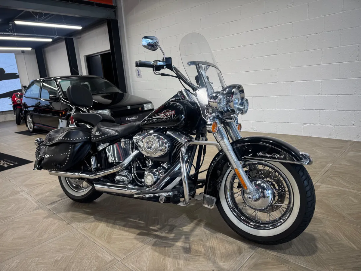 HARLEY DAVIDSON Heritage FLSTC - Image 1