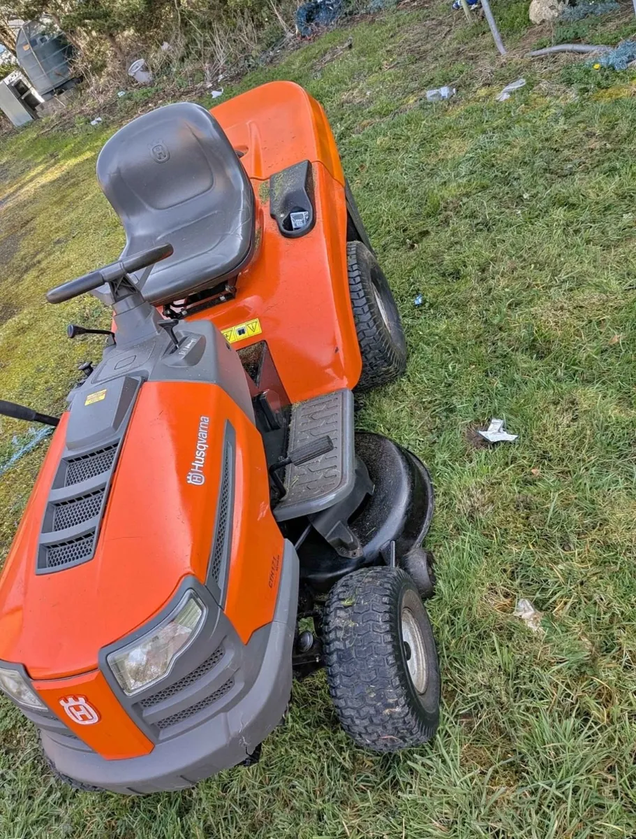 Husqvarna ride on lawnmower - Image 1