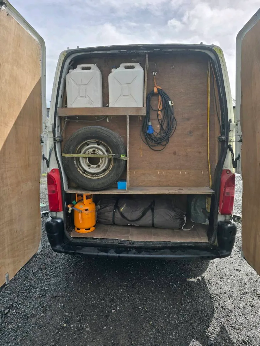 Renault master campervan - Image 3