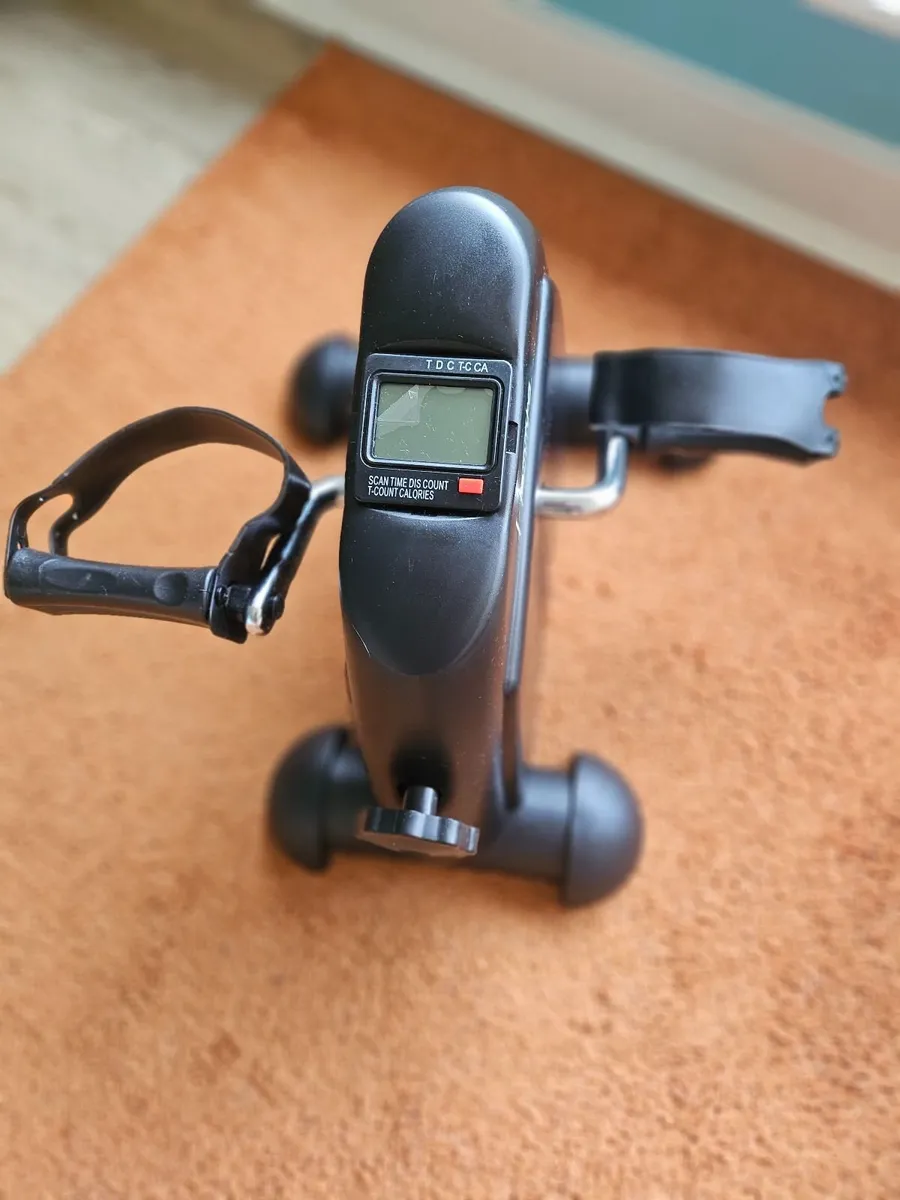 Hemmka Health Mini Exercise Bike (​Original Pack) - Image 1