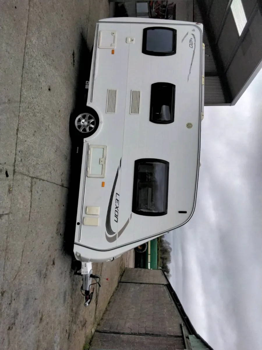 Lunar Lexon 420 Caravan - Image 3