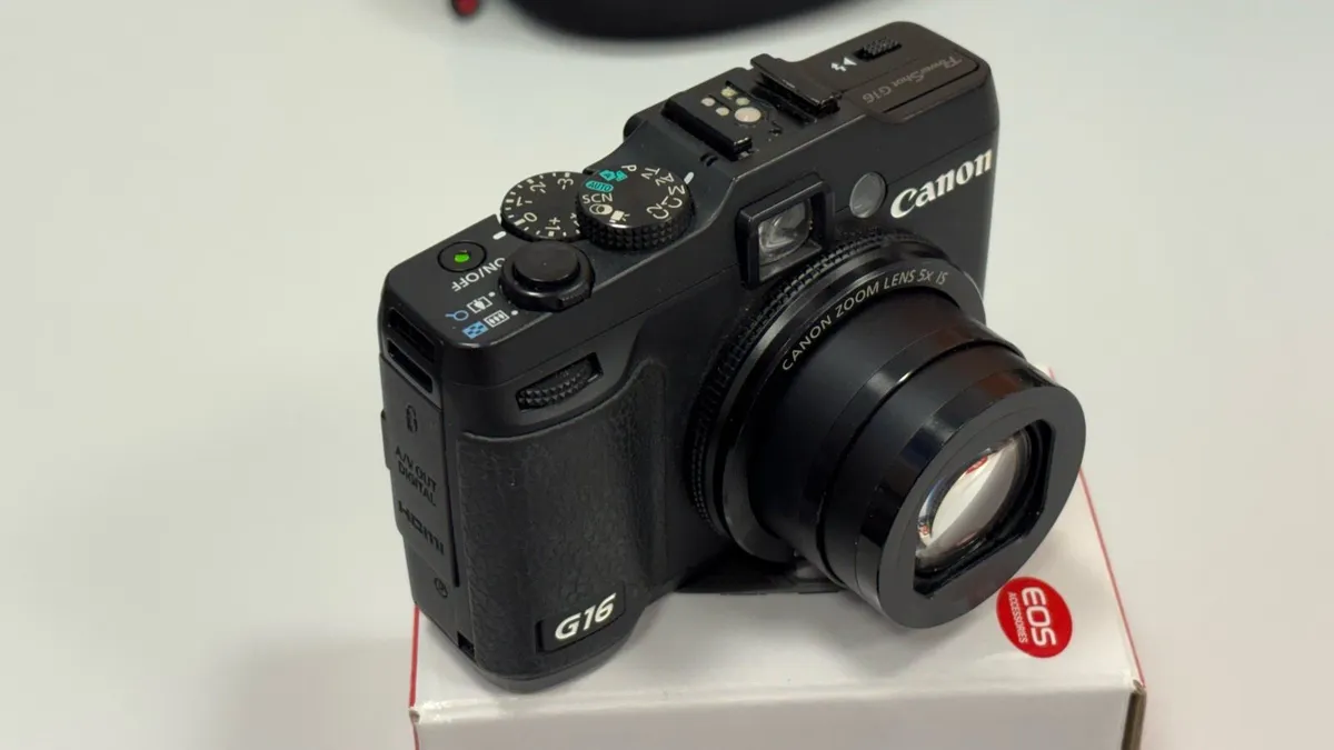 Canon g16 powershot with mountable upgraded flash - Image 3
