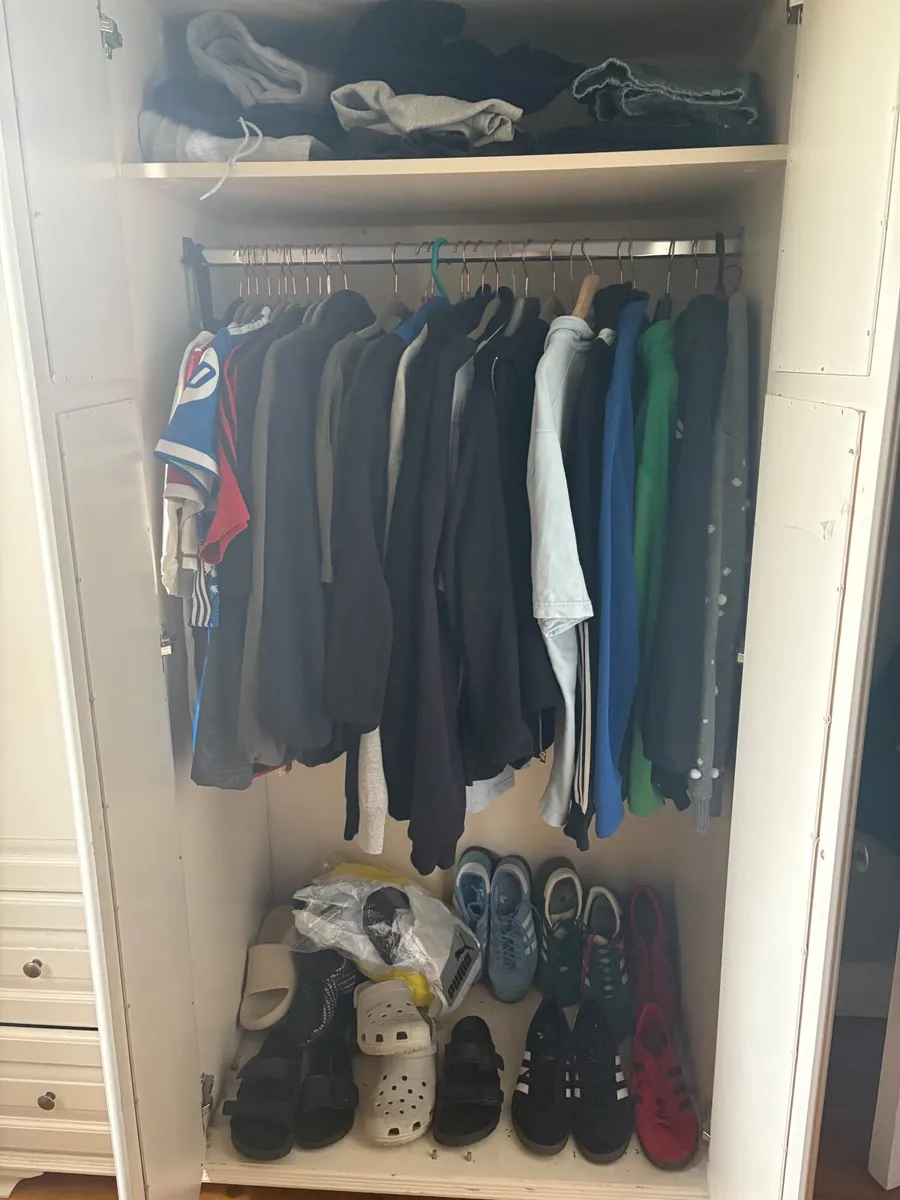 Wardrobe - Image 4