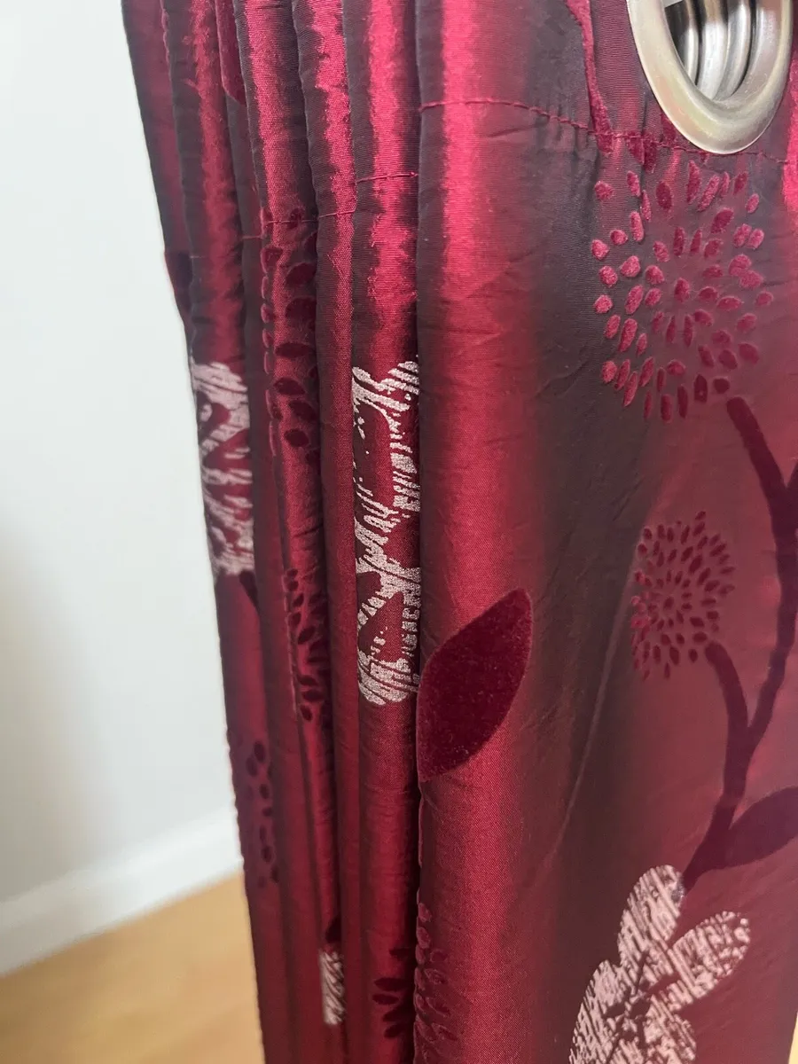 Eyelet Curtains - Image 4