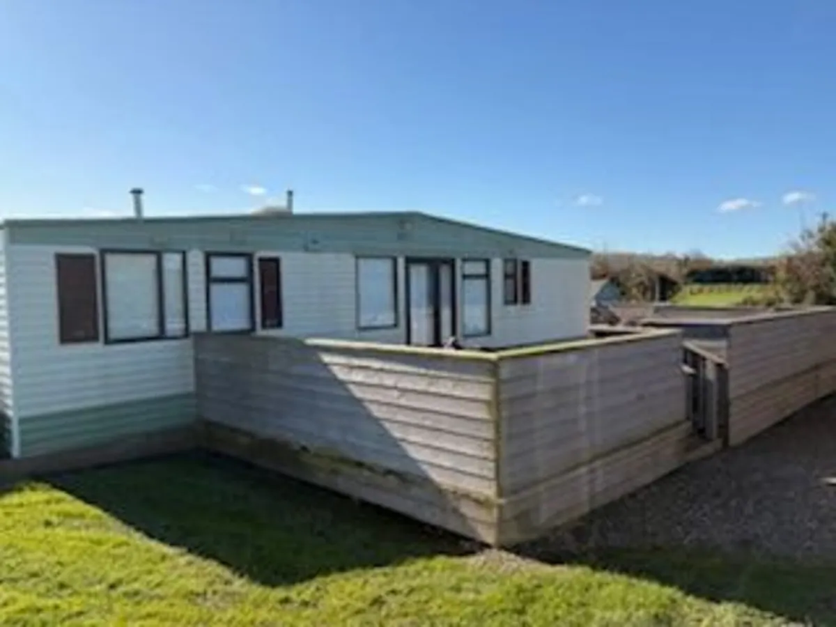 3 Bed Mobile Home – Free or Fully Furnished - Image 1