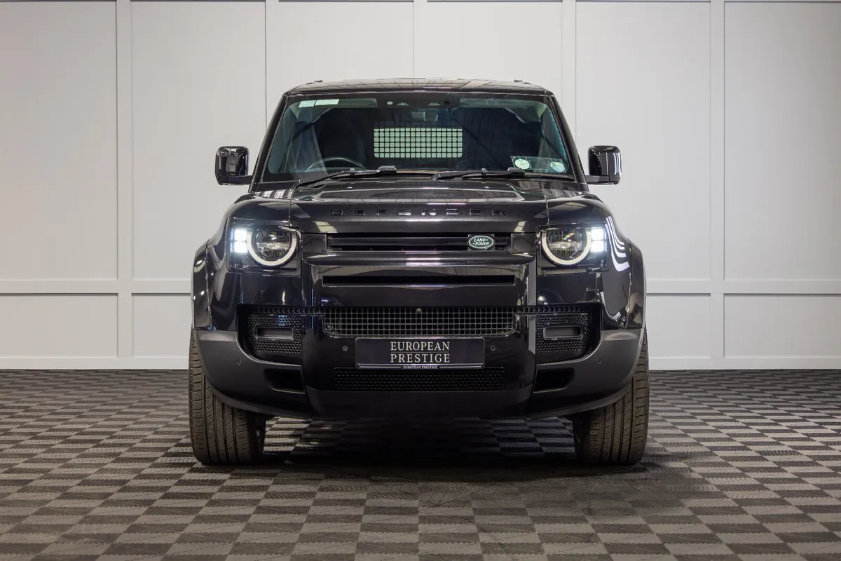 2023 Defender 110 S D250 2 Seat Commercial - Image 2