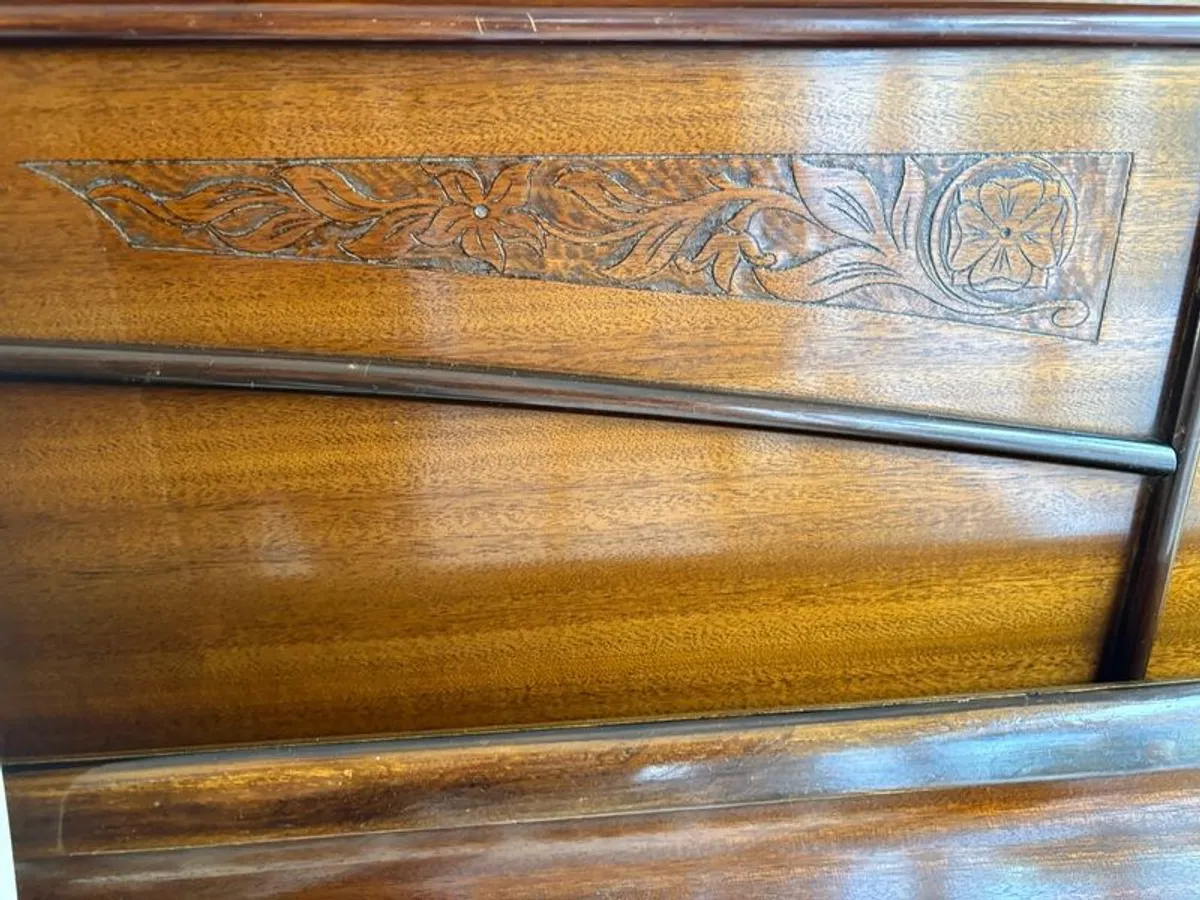 Family piano - Image 4