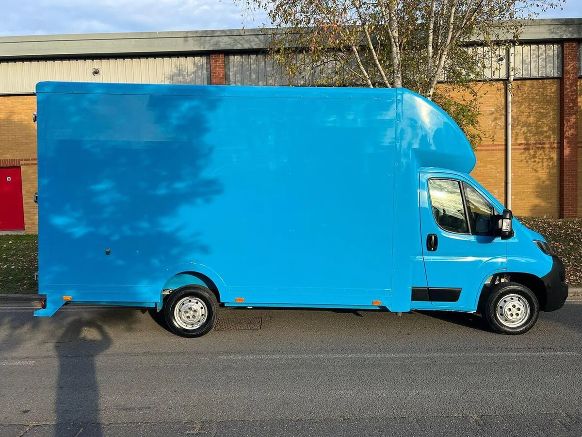 2022 Peugeot Boxer Luton Box Van - Image 1
