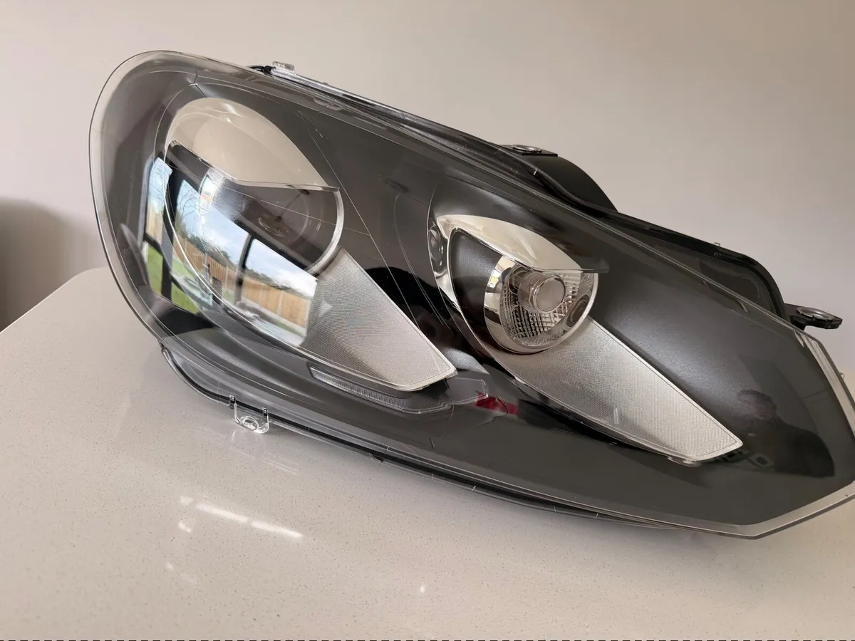 Volkswagen Golf headlight Mk6  (2008–2016) - Image 2