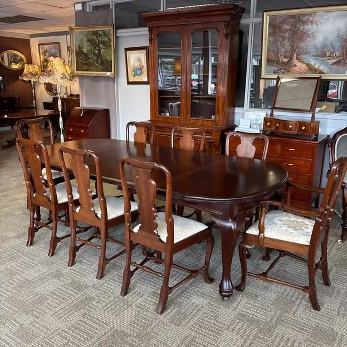 Fabulous Edwardian mahogany extendable dining tabl
