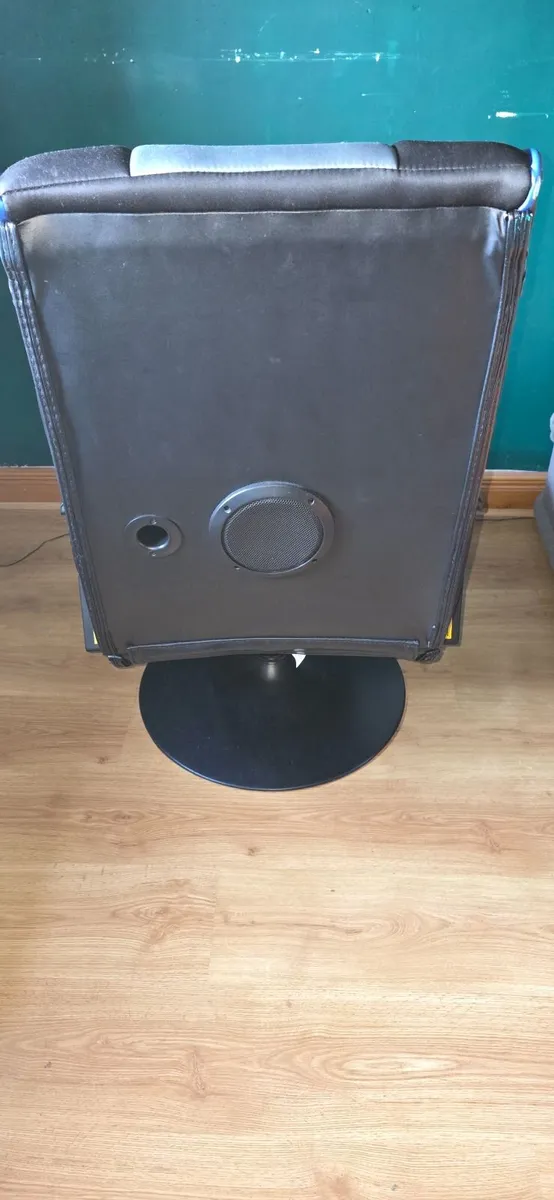 Gaming chair - Image 3