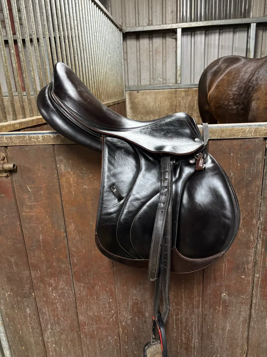 17.5 Devoucoux Biarritz - Image 1