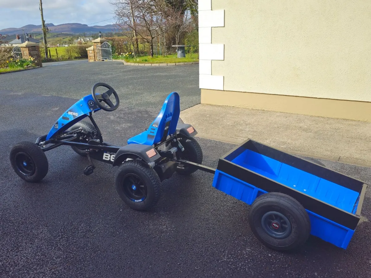 Berg super go kart and xl trailer - Image 4