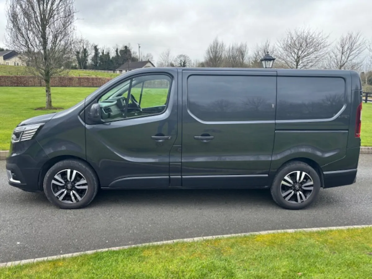 Renault Trafic 2022 - Image 4