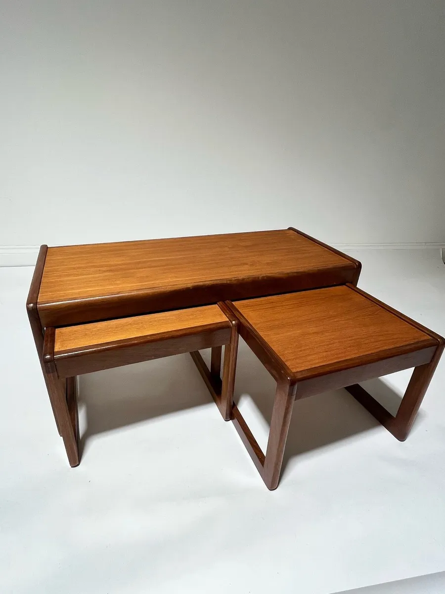 Mid century Coffee table nest - Image 3