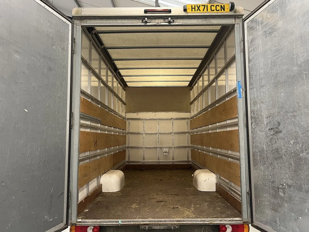 2021 Peugeot Boxer Luton Low Loader Box Van - Image 2