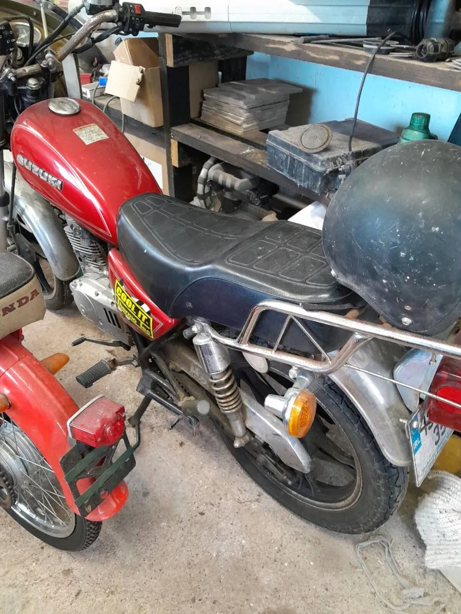 Suzuki GN 125 - Image 1