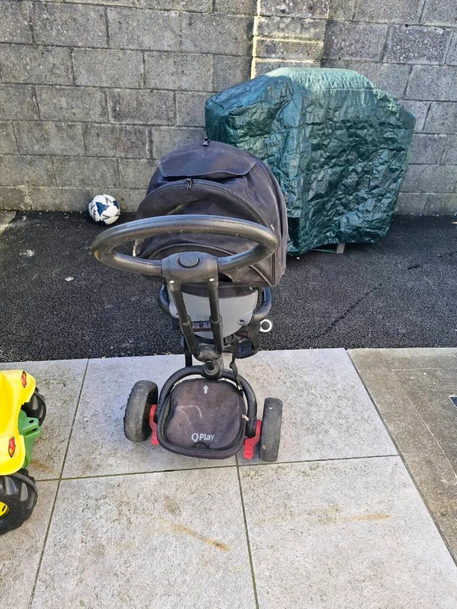 Toddlers Q play tricycle - Image 2